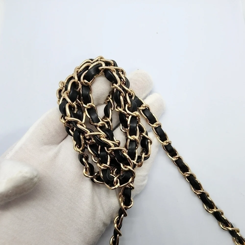 Mini Black Puffy Bag - Picture 4 of 7